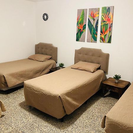 Hostal Los Volcanes 과테말라 외부 사진