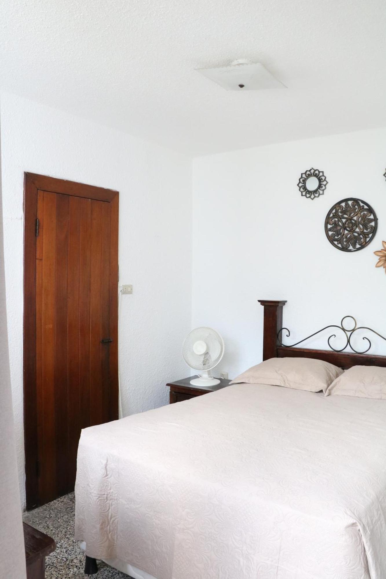 Hostal Los Volcanes 과테말라 외부 사진